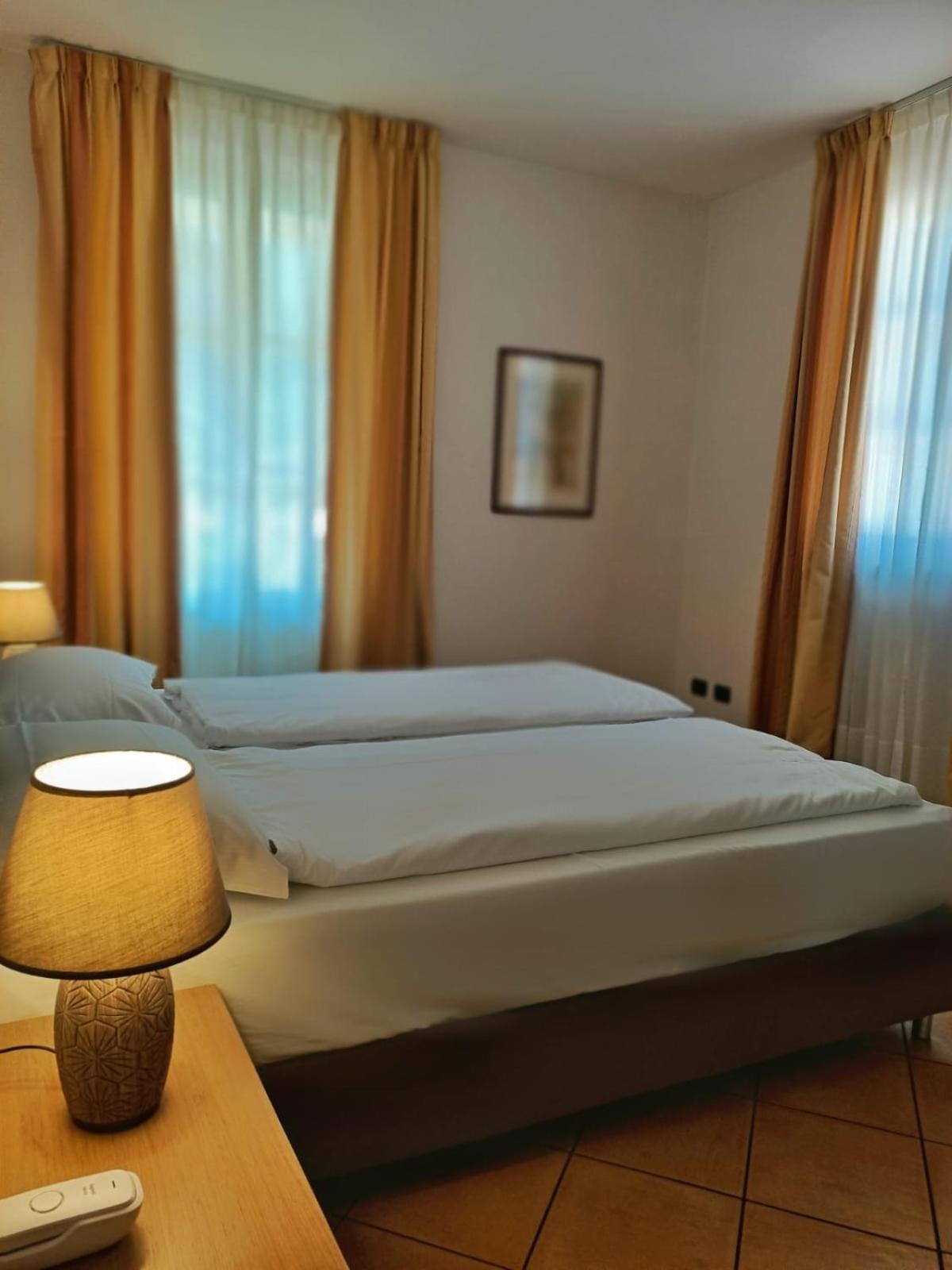Aquazzurra Resort & Aparthotel Cannobio Ngoại thất bức ảnh