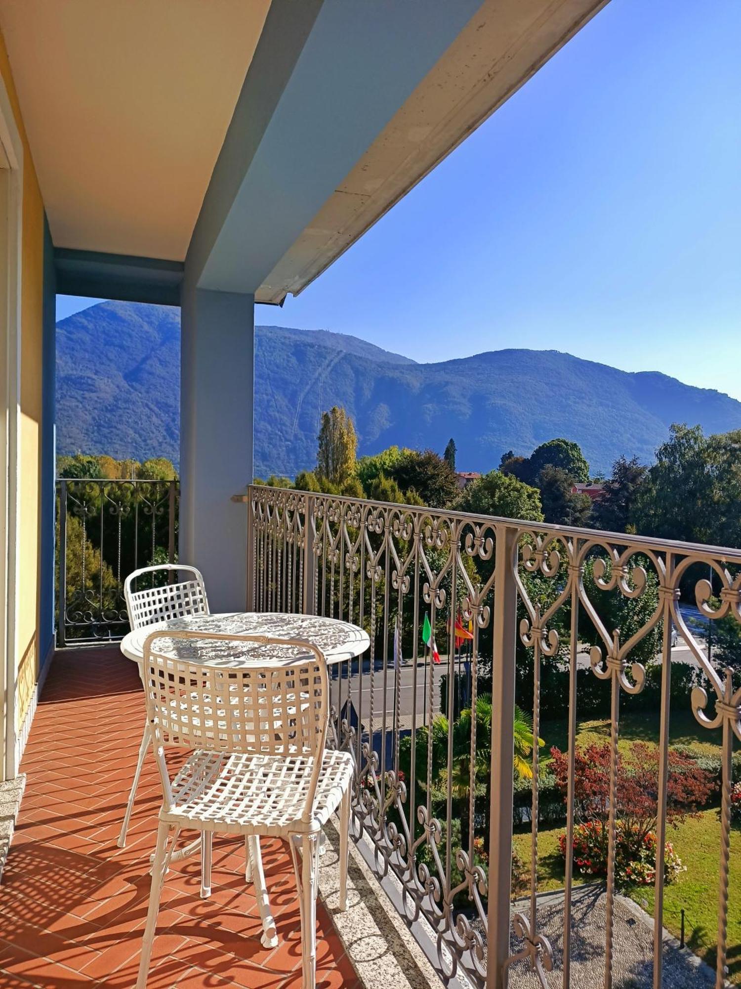 Aquazzurra Resort & Aparthotel Cannobio Ngoại thất bức ảnh